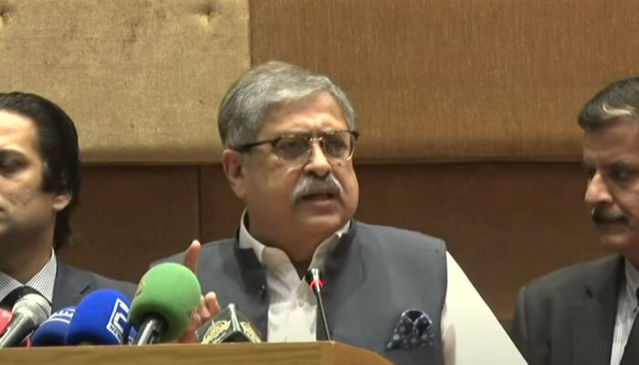 Supreme Court Justice Athar Minallah is addressing a seminar in Islamabad on January 20, 2023. —Screengrab/ Geo News