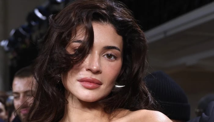 Expert reveals why Kylie Jenner looked 'older than her age' at PFW