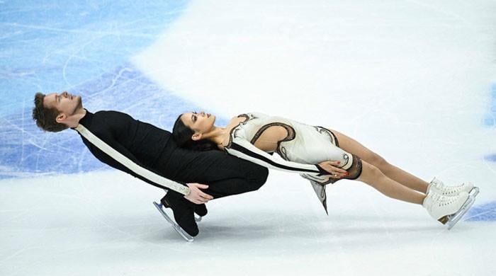 Madison Chock, Evan Bates win their 5th US figure skating championship