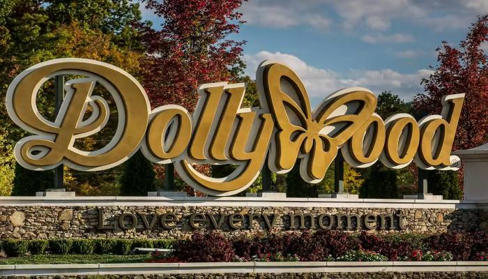 Dolly Parton reveals what makes Dollywood Theme Park so special