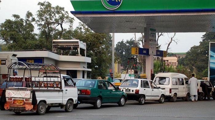 SNGPL extends suspension of gas supply to CNG stations