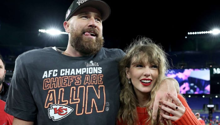 Taylor Swift feels safe in romantic relationship with Travis Kelce