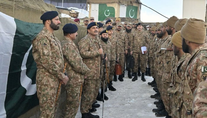 Chief of Army Staff (COAS) General Syed Asim Munir visits the front line along the Line of Control (LoC) in the Sarian Sector on February 5, 2024. — ISPR