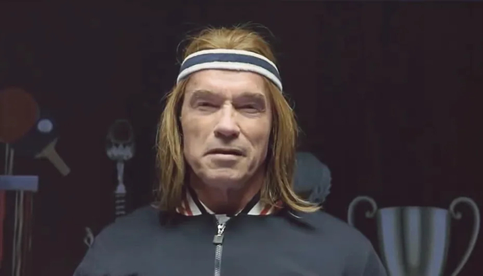Arnold Schwarzenegger in Superbowl commercial