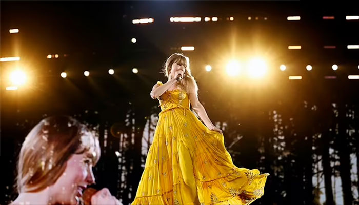 Taylor Swift electrifies Tokyo dome with surprise during Eras Tour.