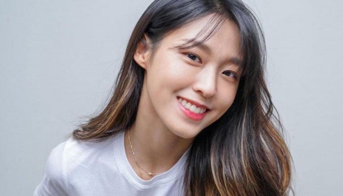 Kim Seolhyuns productive routine: From skincare to pull-ups