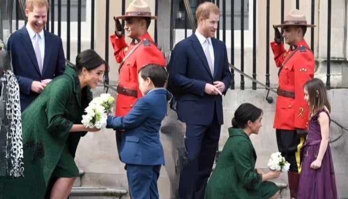 Meghan Markle had a princess-like moment while meeting a young fan