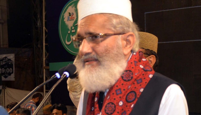 Ameer Jamaat-e-Islami Sirajul Haq is addressing a Youth Convocation on Station Road in Hyderabad on August 15, 2023. —INP