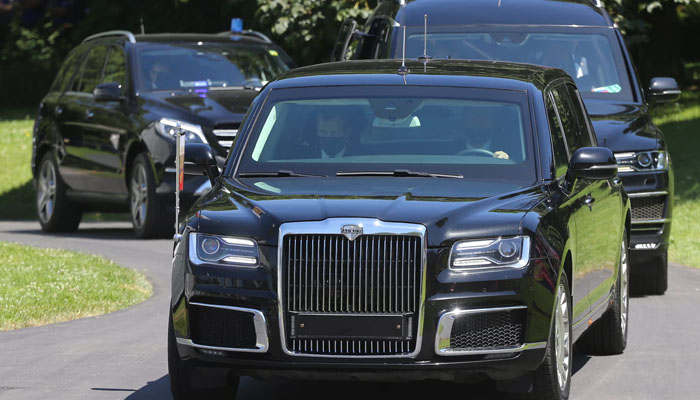 Vladimir Putins Aurus Senat limousine in Geneva, Switzerland, in 2021. — Mikhail Svetlov