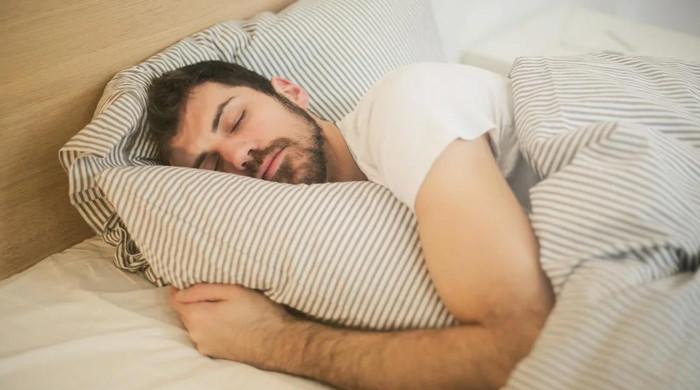 Quantity or quality; what you should prefer in sleep? Here's what expert suggests