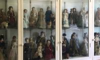'Truly A Collector's Dream': Antique 18th-Century English Doll Collection Raises £250,000 At Auction