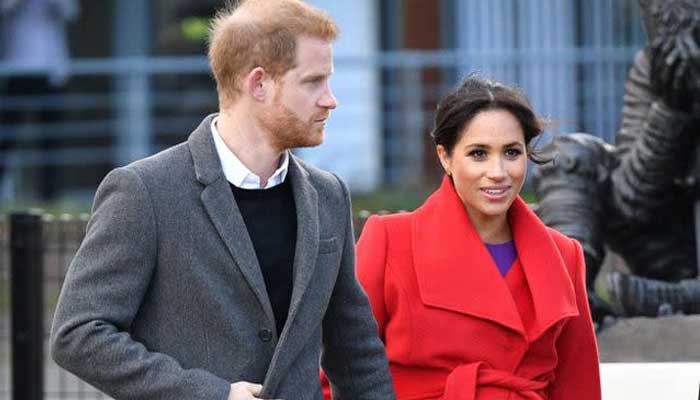 Prince Harry cant be welcomed back to the royal family by King Charles