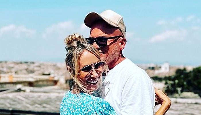 Tish Cyrus accused of stealing Dominic Purcell from daughter Noah.
