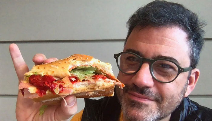 Jimmy Kimmel names celeb In-N-Out burger runs after award shows.