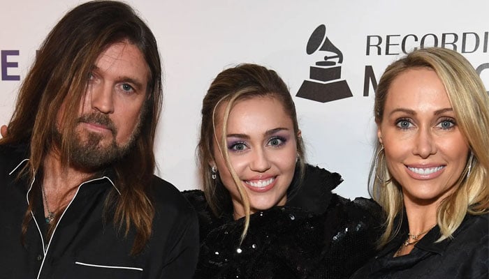 Miley Cyrus father Billy Ray Cyrus and mother Tish Cyrus divorced in 2022