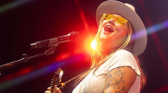 Elle King brushes off ‘ruining’ Dolly Parton’s birthday tribute show Elle King brushes off ‘ruining’ Dolly Parton’s birthday tribute show