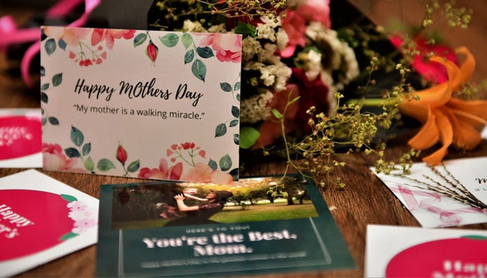 A representational image of a card for Mothers Day. — Unsplash