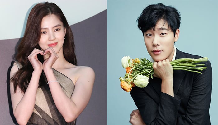Han So Hee, Ryu Jun Yeol first sparked dating rumours on Friday when the couple was spotted in Hawaii