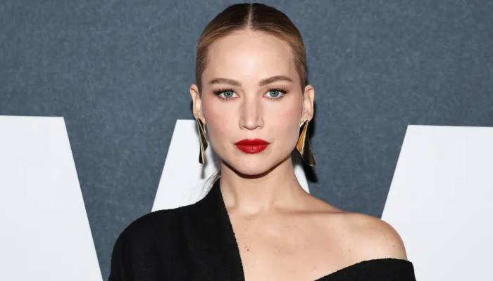 Jennifer Lawrence reflects on body image struggles early in career