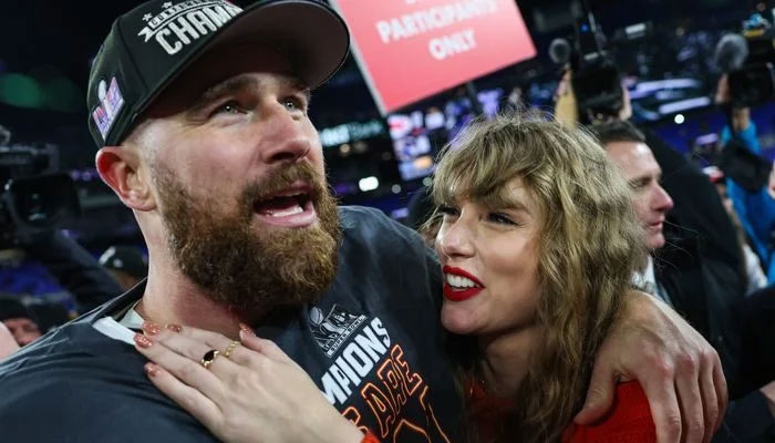 Travis Kelce and Taylor Swift. — Mail Online
