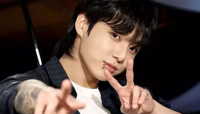 BTS Jungkook wins online poll session, securing the first spot