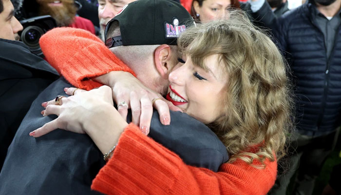 Taylor Swift and Travis Kelce are still very happy during her break between Eras Tour