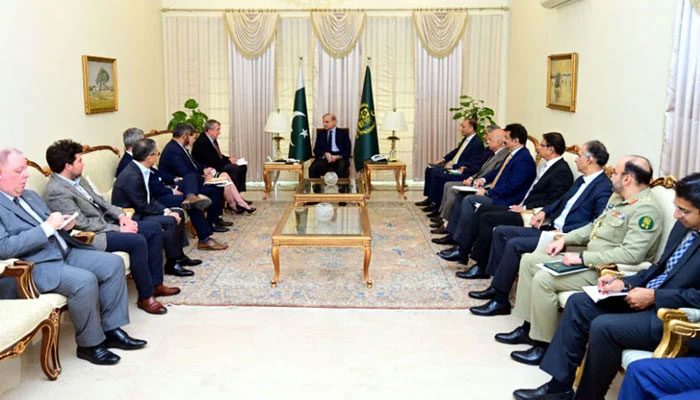 A delegation of Barrick Gold-led by its Chief Executive Officer Mark Bristow meets Prime Minister Shehbaz Sharif on March 22, 2024. — Radio Pakistan
