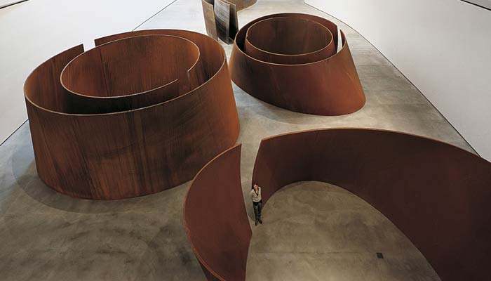 The Tilted Arc by Richard Serra. — paperlove/documents