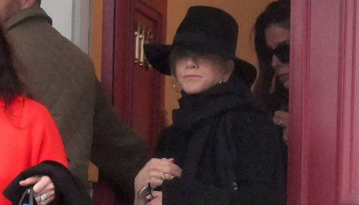 Jennifer Aniston makes rare appearance outside plastic surgery office: Photos