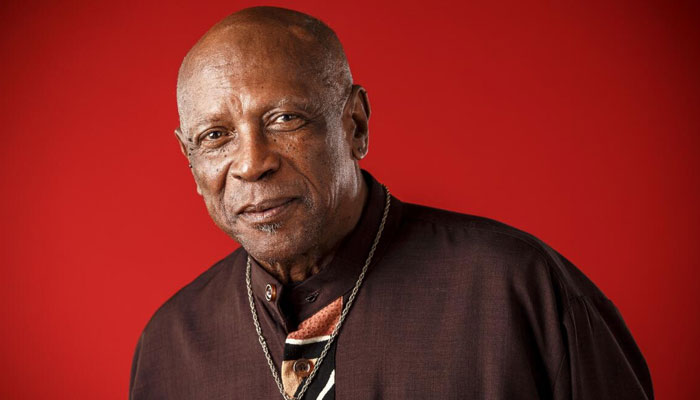 First black Oscar winner dies at 87