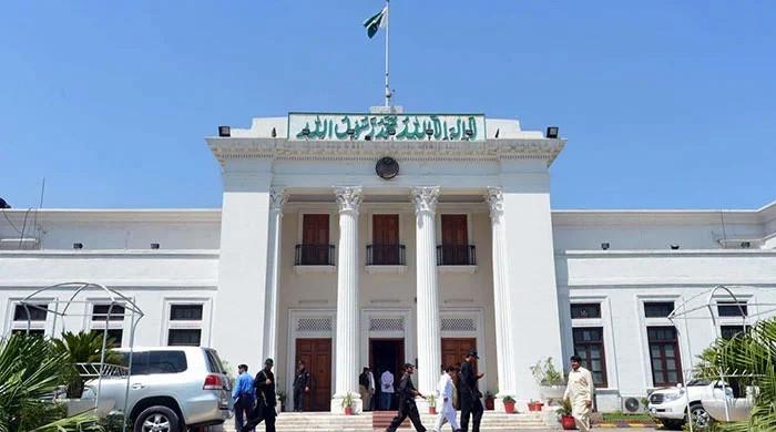 KP govt to move top court against PHC ruling on reserved seats