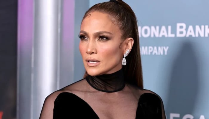 Jennifer Lopez faces major career setback: She breaks down