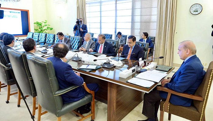 PM Shehbaz Sharif chairs the sectorial meeting regarding Ministry of Finance in Islamabad on April 4, 2024. — PID