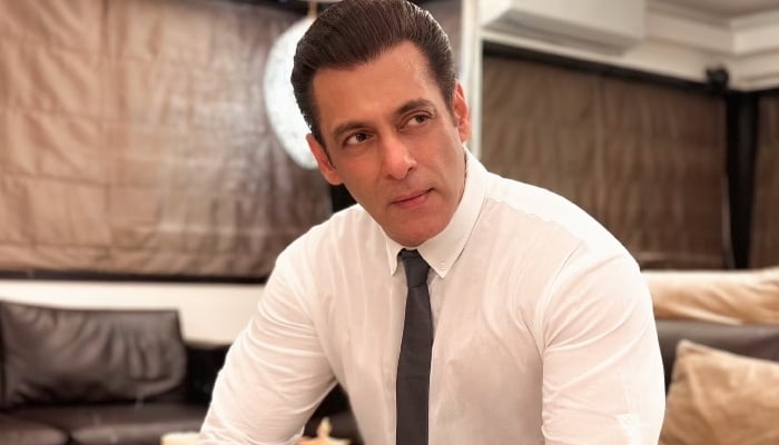 Gunfire reported outside Salman Khans Bandra residence