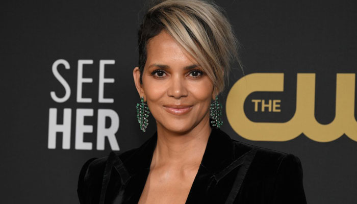 Halle Berry praised by PETA for 'responsible choices'