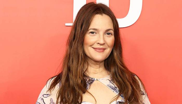 Drew Barrymore Reflects on Her Never Been Kissed Role: First Official Movie