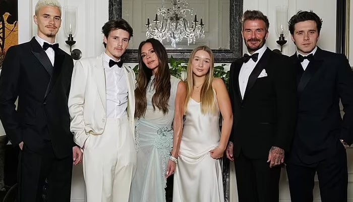 David Beckham and wife Victoria with their children. — Instagram/@victoriabeckham