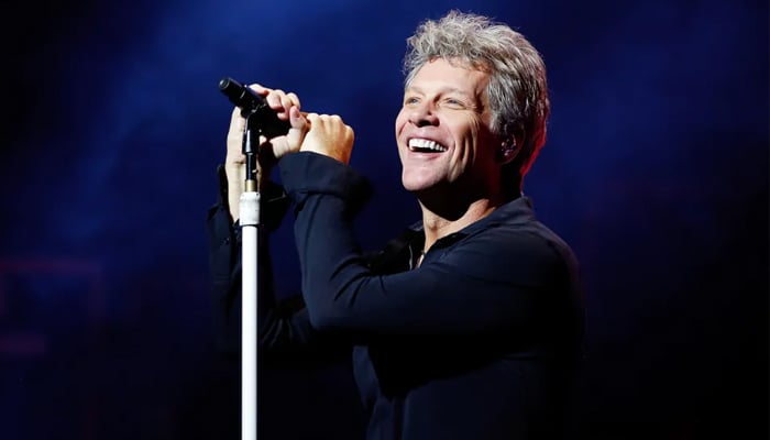 Jon Bon Jovi will guest mentor the three finalists of American Idol season 22