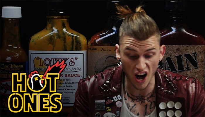 Machine Gun Kelly refuses to insult Taylor Swift on Hot Ones Versus.