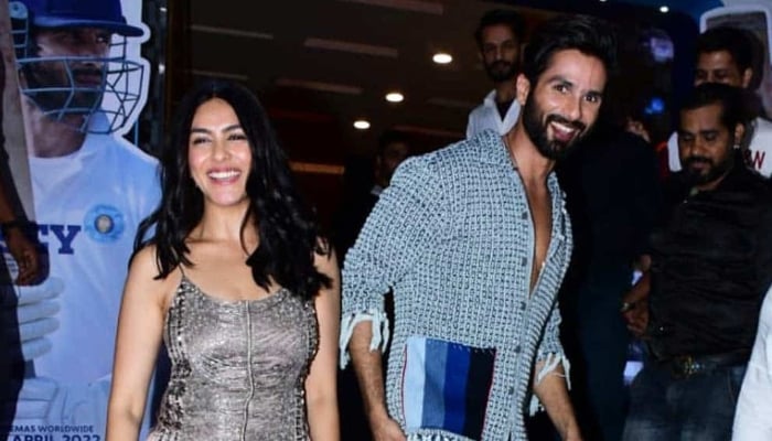Mrunal Thakur reflects on feeling overwhelmed while working with Shahid Kapoor