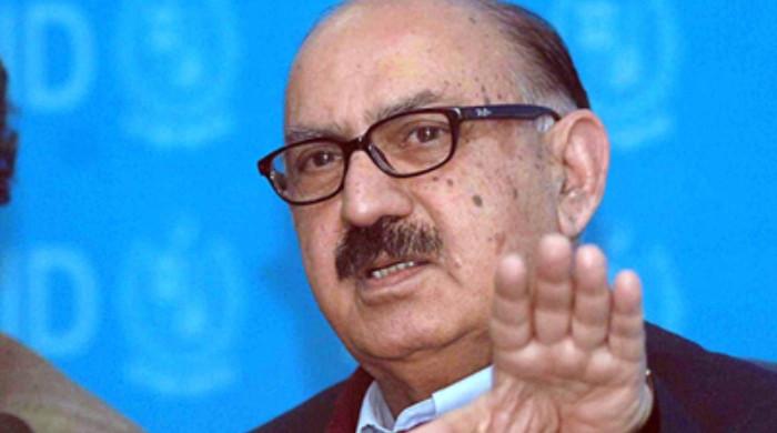 No 'unseen power' stopped Nawaz from becoming PM, says Irfan Siddiqui
