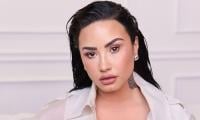 Demi Lovate Shows Off New Hairdo In Latest Selfie: See