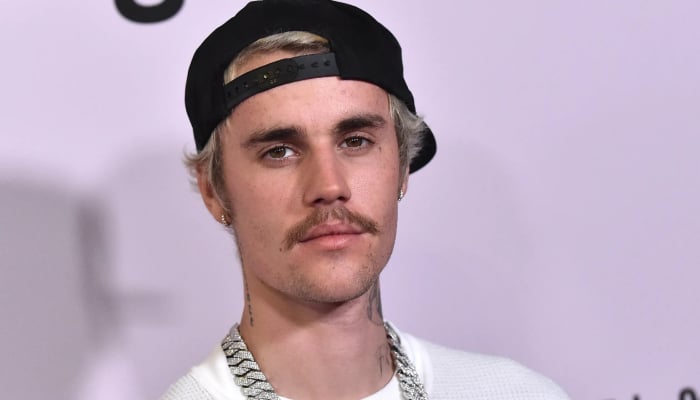 Justin Bieber sheds tears in new snaps, leaving fans worried