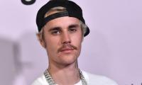 Justin Bieber Sheds Tears In New Snaps, Leaves Fans Worried 