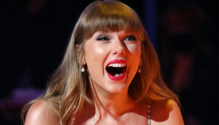 Taylor Swift reacts to record-breaking debut of ‘Tortured Poets Department’