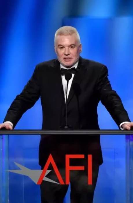 Mike Myers stuns fans with changed look at 49th AFI Award