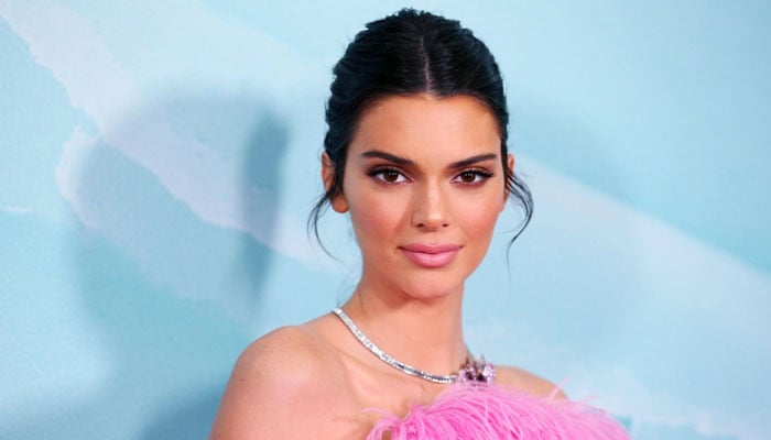 Kendall Jenner raises concern over her new look