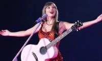 Taylor Swift Dedicates Special Note To Fans As She Wraps Up Paris Shows
