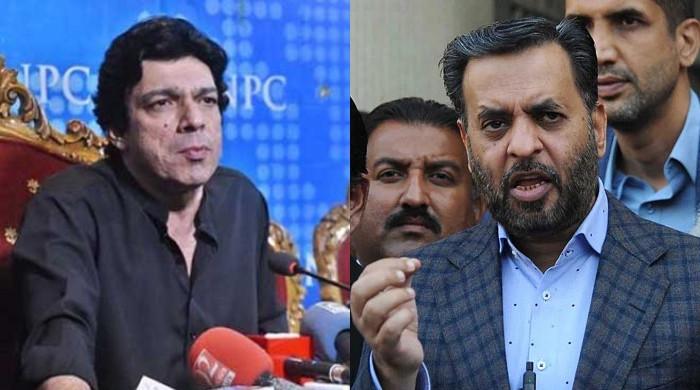 Show-cause notices issued to Faisal Vawda, Mustafa Kamal in contempt of court case