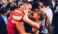 Taylor Swift, Travis Kelce Romance: Body Language Expert Weighs In On Chemistry 